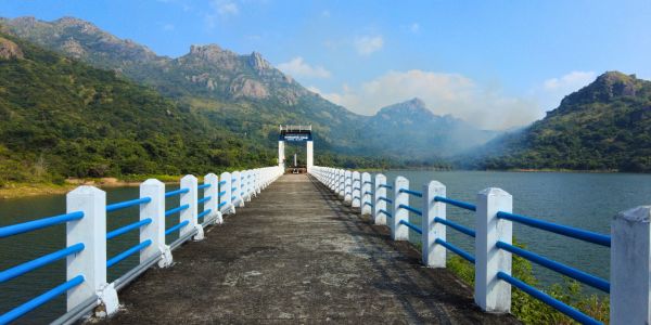 Mambazhathuraiyar Reservoir